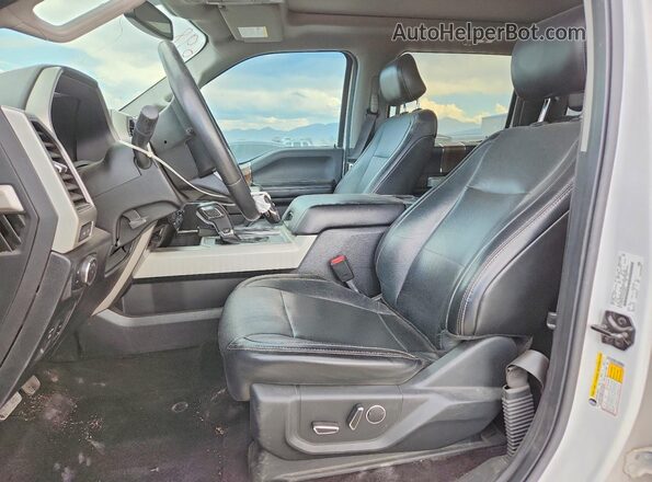1FTEW1EPXHKD24993 2017 FORD F150 White Widok deski rozdzielczej