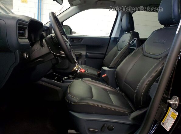 3FTCW8PA8SRB17210 2025 FORD MAVERICK Black Вид панелі приладів