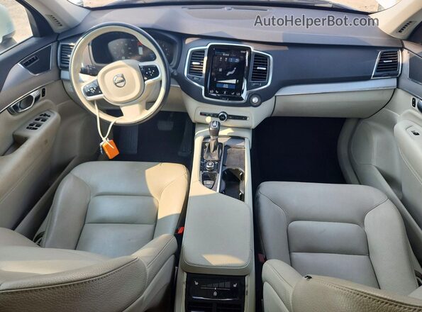 YV4102PK1N1836700 2022 VOLVO XC90 White Սարքավորումների վահանակի տեսք