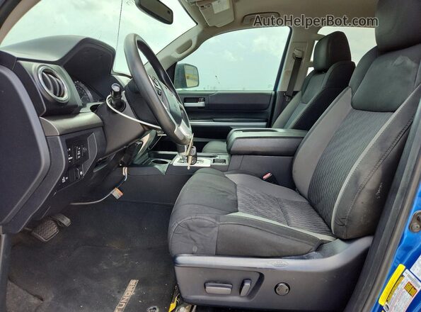 5TFEM5F11HX112753 2017 TOYOTA TUNDRA Blue Առջևի վահանակի տեսք