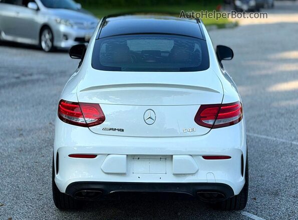 WDDWJ6EB9HF493728 2017 MERCEDES-BENZ C White ძრავის განყოფილების ხედი