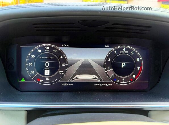 SALWV2REXJA188682 2018 LAND ROVER RANGE White Vista del salpicadero