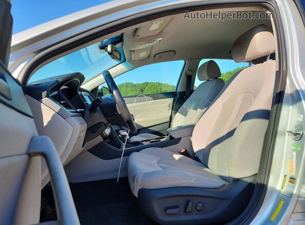 5NPE34AF5JH606485 2018 HYUNDAI SONATA Silver Dashboard view