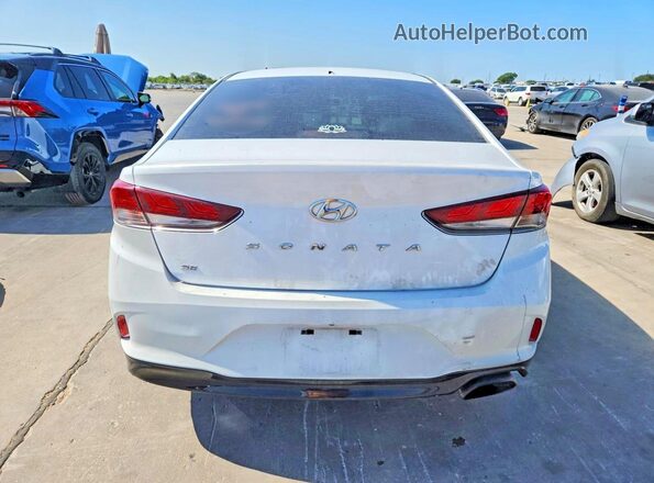 5NPE24AF1JH624758 2018 HYUNDAI SONATA White წინა სალონის ხედი