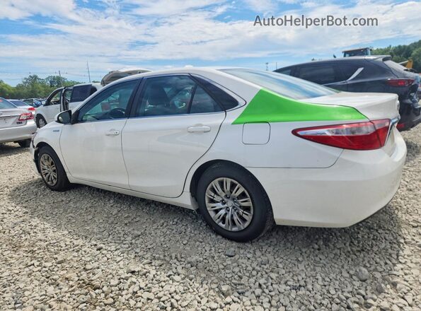 4T1BD1FK8HU217467 2017 TOYOTA CAMRY Белый Задняя правая четверть