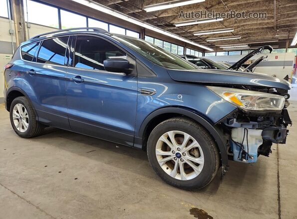1FMCU0GD8JUA03857 2018 FORD ESCAPE Gray Դիմացի տեսք