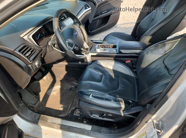 3FA6P0RU9KR187565 2019 FORD FUSION Серебряный Вид панели приборов