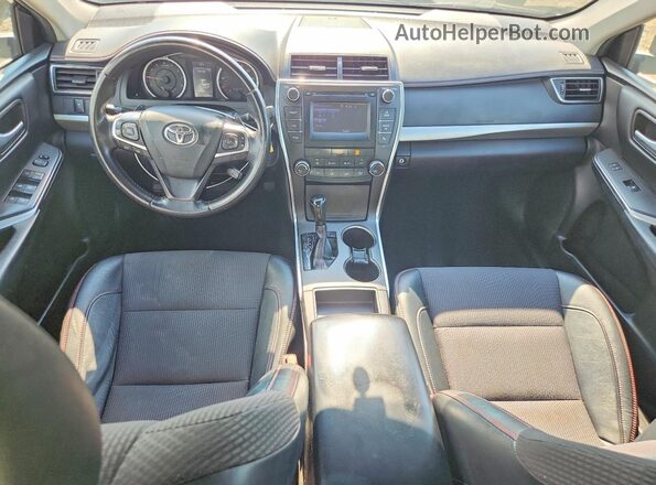 4T1BF1FK7HU713810 2017 TOYOTA CAMRY Black Widok zestawu wskaźników