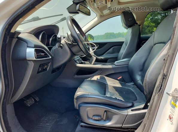 SADCS2BV3HA062837 2017 JAGUAR F-PACE Белый Вид панели приборов