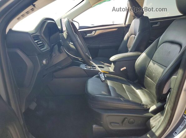 1FMCU0LZ2NUA20144 2022 FORD ESCAPE Silver წინა პანელის ხედი