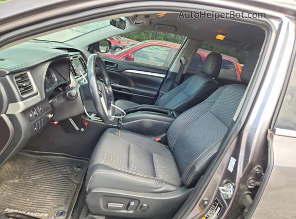 5TDBZRFH6KS970922 2019 TOYOTA HIGHLANDER Black Dashboard view