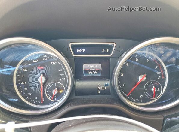 4JGDA5JBXHA954199 2017 MERCEDES-BENZ GLE White Widok tylnych siedzeń