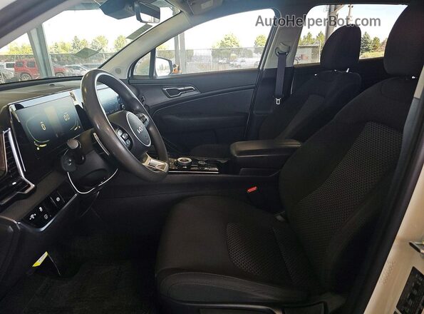 KNDPUCAG6P7059930 2023 KIA SPORTAGE White Vista trasera