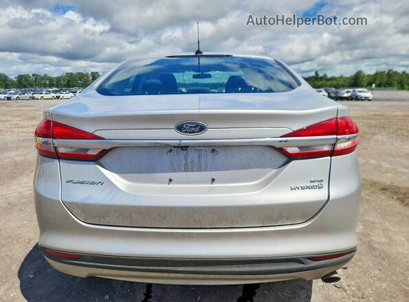 3FA6P0LU6HR381178 2017 FORD FUSION Silver Вид салону спереду