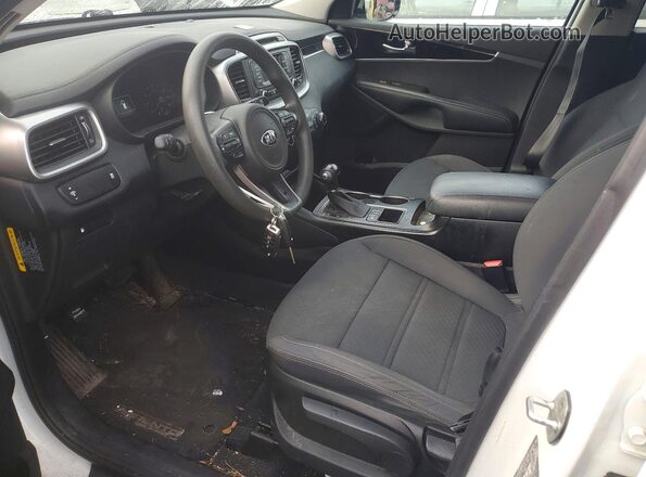 5XYPGDA33HG255824 2017 KIA SORENTO White Vista del salpicadero