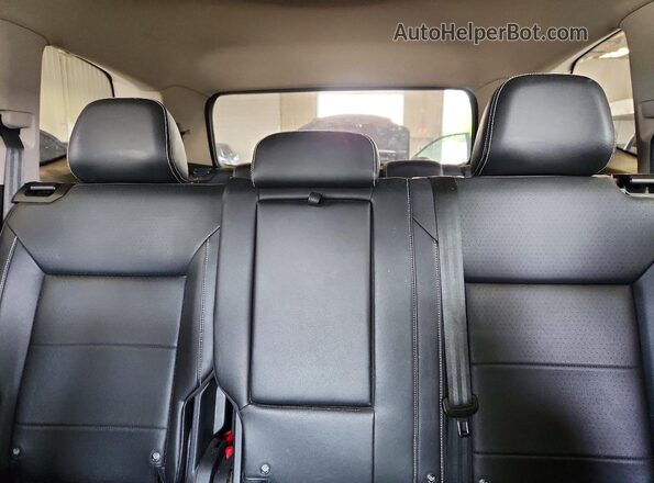 1V2BP2CAXMC547185 2021 VOLKSWAGEN ATLAS Белый Вид задней части салона