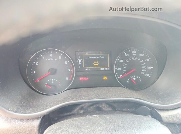 KNDPR3A64H7093827 2017 KIA SPORTAGE Silver Widok tylnych siedzeń