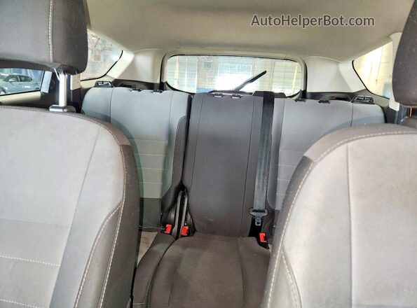 1FMCU0F70HUA60544 2017 FORD ESCAPE Orange Вид задньої частини салону