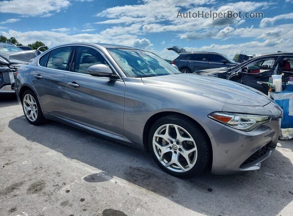 ZARFAEEN3J7575832 2018 ALFA ROMEO GIULIA Gray Widok z przodu