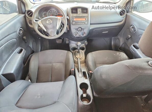 3N1CN7AP9JL836917 2018 NISSAN VERSA Gray Widok zestawu wskaźników