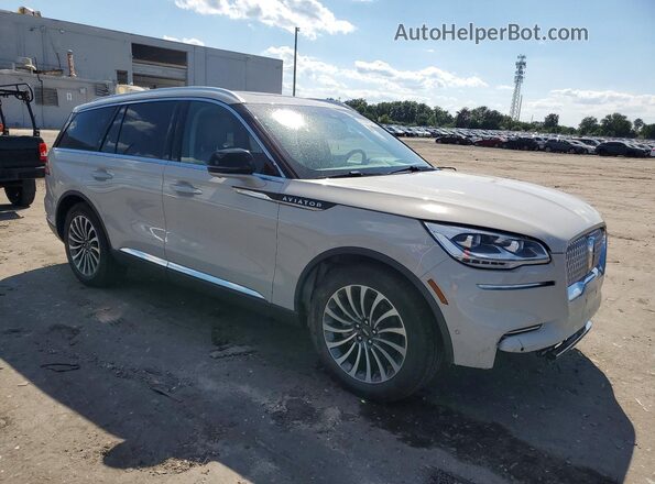 5LM5J7WCXPGL01639 2023 LINCOLN AVIATOR White Widok z przodu