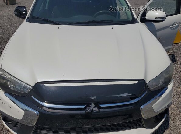 JA4AP3AU0JU017114 2018 MITSUBISHI OUTLANDER White VIN կոդի պիտակի տեսք