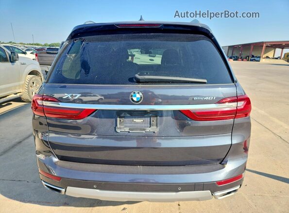 5UXCW2C00L9B71495 2020 BMW X7 Gray Вид салону спереду
