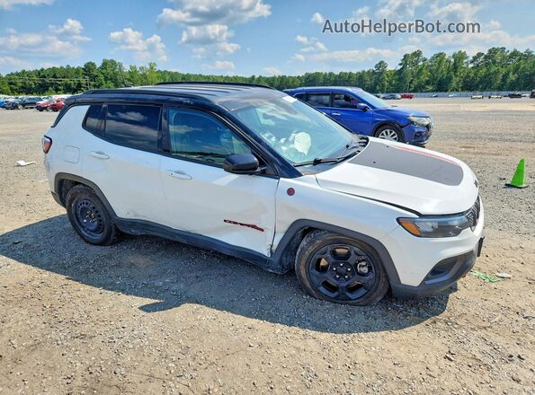 3C4NJDDN3PT544277 2023 JEEP COMPASS Белый Вид спереди