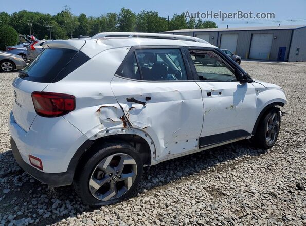 KMHRC8A38SU353034 2025 HYUNDAI VENUE White Передня права чверть