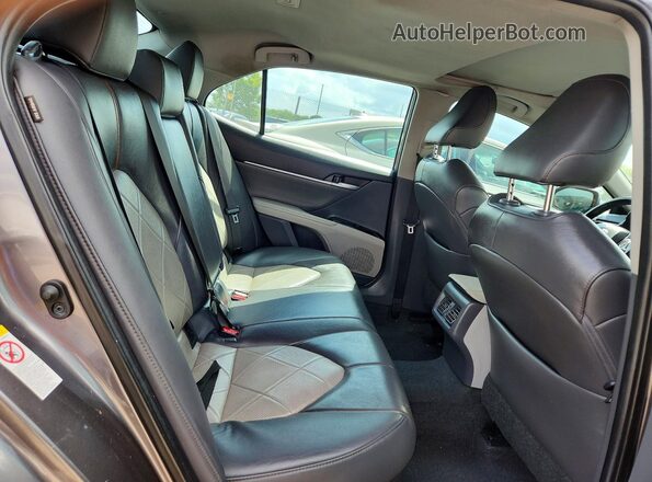 4T1B21HKXKU514895 2019 TOYOTA CAMRY SOLARA Gray Вид задньої частини салону
