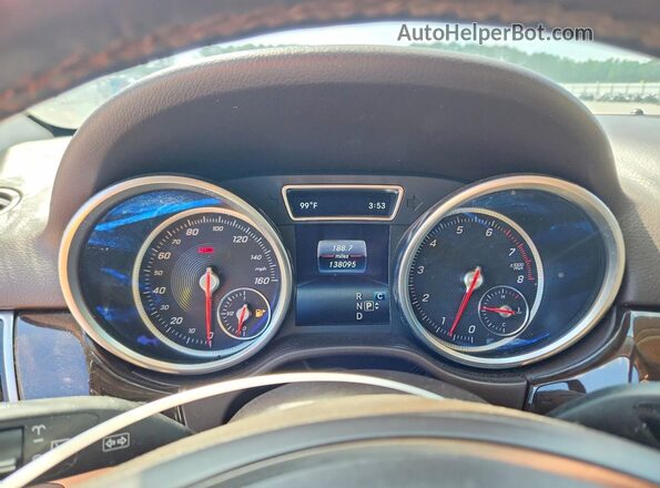 4JGDA5HB7JB002525 2018 MERCEDES-BENZ GLE-CLASS White Widok tylnych siedzeń