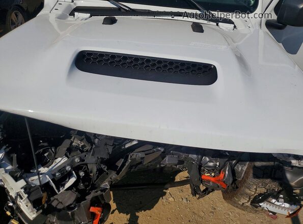 1C6RJTEG3TL151338 2026 JEEP GLADIATOR White ძრავის განყოფილების ხედი