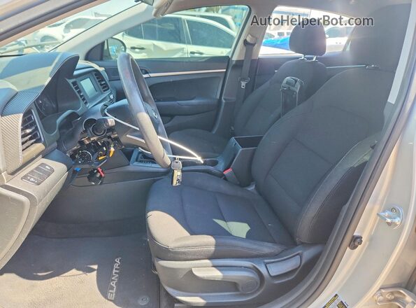5NPD74LF9KH482297 2019 HYUNDAI ELANTRA Silver წინა პანელის ხედი