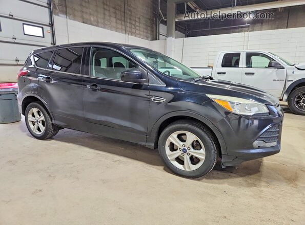 1FMCU9G99GUA77457 2016 FORD ESCAPE Black Widok z przodu