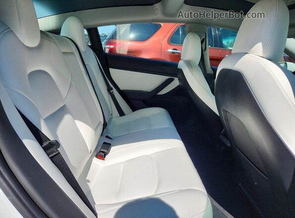 5YJ3E1EA9MF873291 2021 TESLA MODEL White Rear interior view
