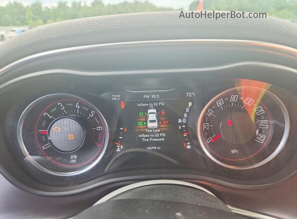 2C3CDZAG8HH522307 2017 DODGE CHALLENGER Black Widok tylnych siedzeń