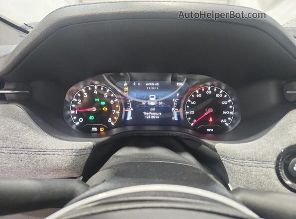 3C4NJDBN9PT564519 2023 JEEP COMPASS Серебряный 