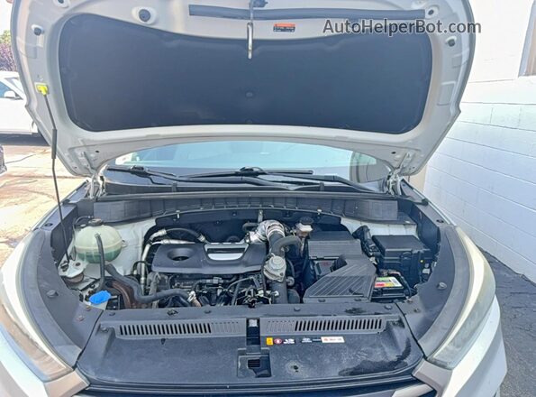 KM8J3CA29GU192143 2016 HYUNDAI TUCSON Silver Widok deski rozdzielczej