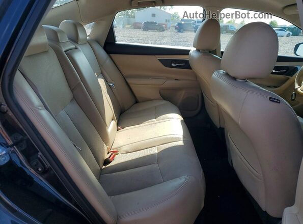 1N4AL3AP2HC170255 2017 NISSAN ALTIMA Gray Rear interior view