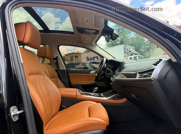 5UXCX4C59KLS36573 2019 BMW X7 Black Հետևի տեսք