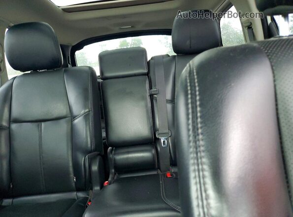 5N1DR2MM2HC902610 2017 NISSAN PATHFINDER Белый Вид задней части салона