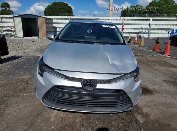 5YFB4MDE0RP162885 2024 TOYOTA COROLLA Silver Rear view