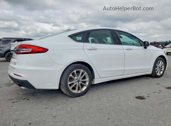 3FA6P0HD0KR243412 2019 FORD FUSION White Delantero derecho