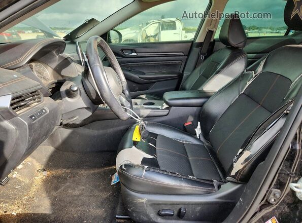 1N4BL4CV4KC160694 2019 NISSAN ALTIMA Black Widok deski rozdzielczej