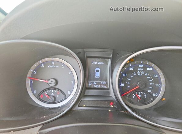KM8SM4HF9GU154394 2016 HYUNDAI SANTA White Vista de los asientos traseros