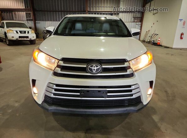 5TDBZRFH1HS363576 2017 TOYOTA HIGHLANDER White Вид ззаду