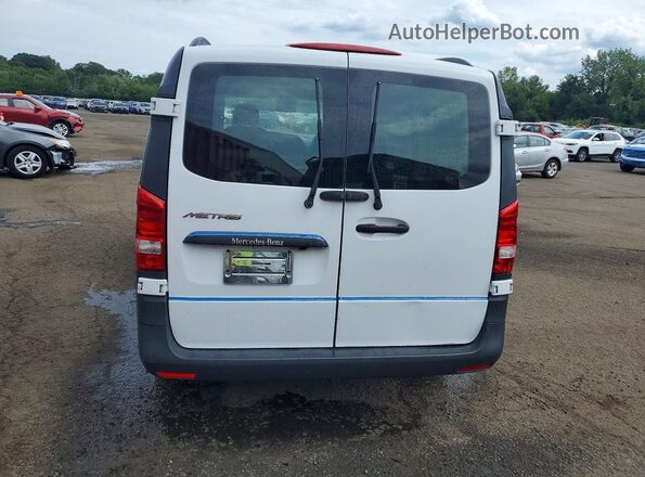 WD3PG2EA8G3093019 2016 MERCEDES-BENZ METRIS White Vista interior delantera