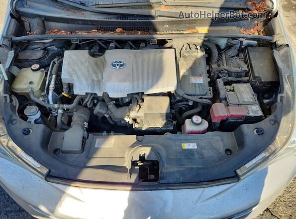 JTDKBRFU5J3591783 2018 TOYOTA PRIUS Silver Engine compartment view