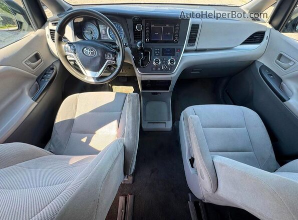 5TDZZ3DCXLS083327 2020 TOYOTA SIENNA Black Rear seats view
