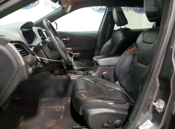 1C4PJLDX0KD376519 2019 JEEP CHEROKEE Gray Вид панелі приладів